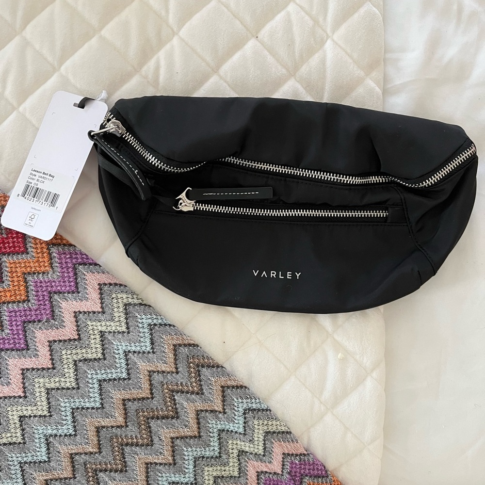 NWT Varley Lasson Belt Bag - Current Season